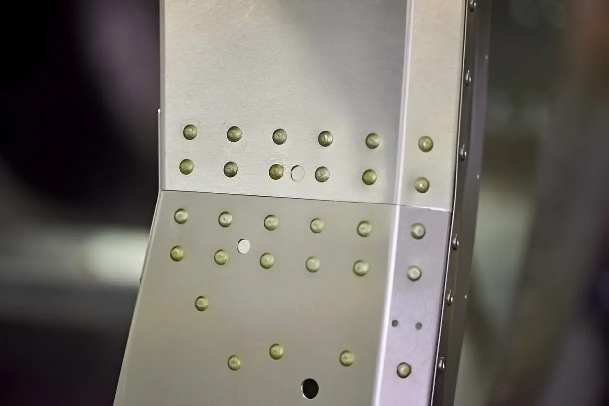 Insert installation information-Steel with rivets