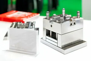 Standard plastic injection metal mold base with guide pin manufacture by high precision and quality cnc machining