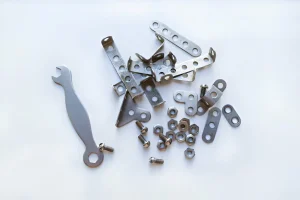 bending-Children's Metal Constructor