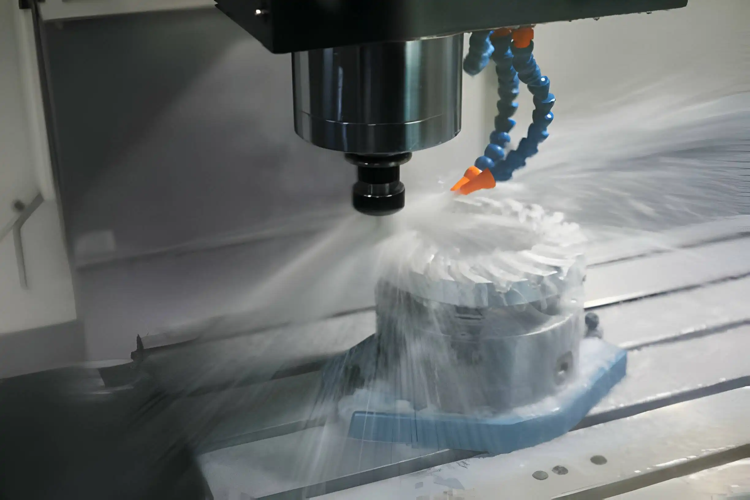 Milling on CNC center with metalworking fluid